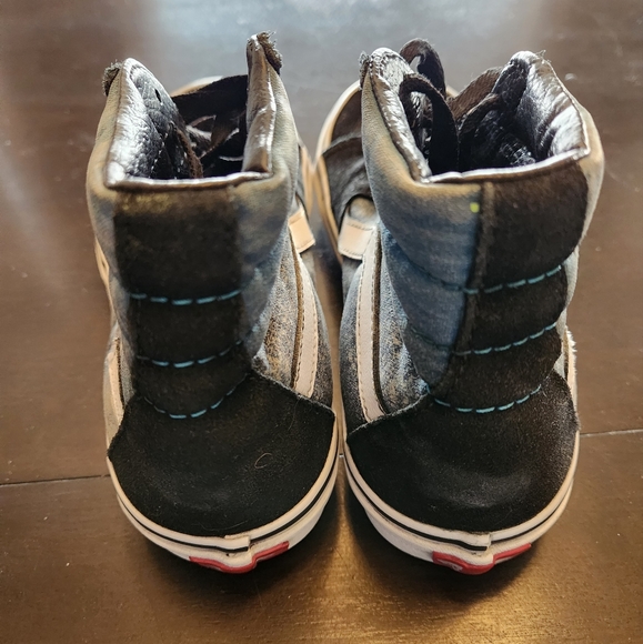 Vans Hi-tops Shark Week Edition - Picture 4 of 4